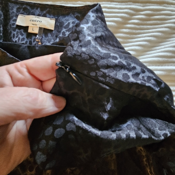 Entro Elegant Black Leopard Print Skirt Size L - Picture 4 of 10